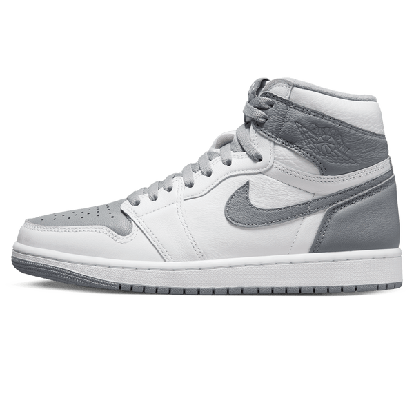 Air Jordan 1 Retro High OG 'Stealth'